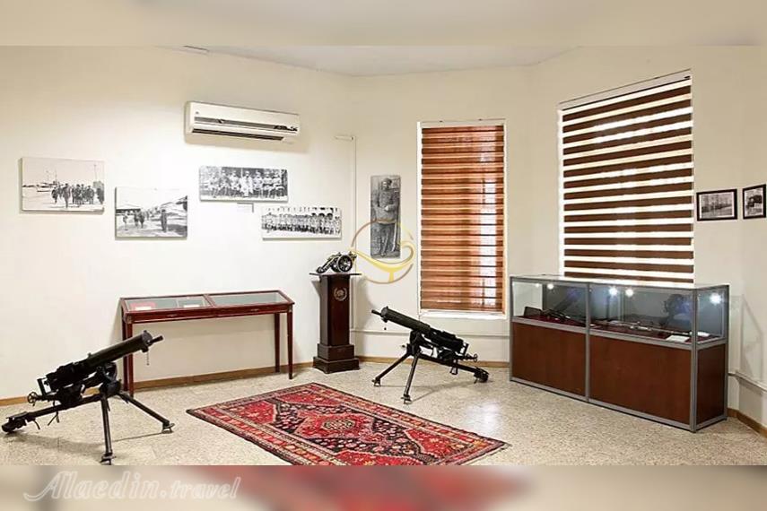 موزه سلاح های دربار کاخ سعدآباد تهران | علاءالدین تراول