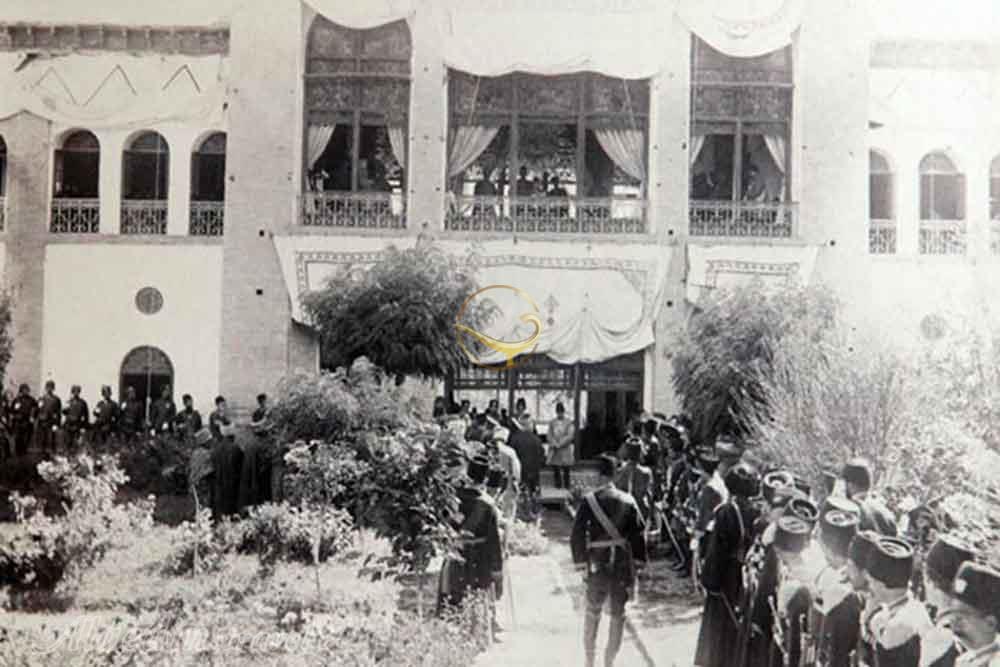 کاخ صاحبقرانیه در کاخ نیاوران تهران | علاءالدین تراول