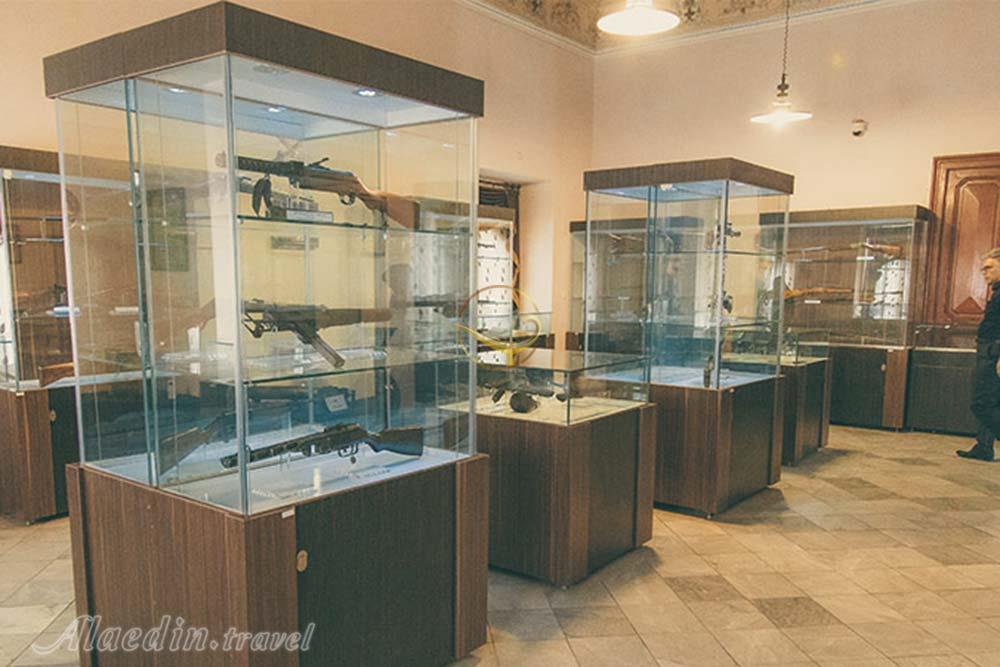 موزه جنگ (خانه تیمورتاش) تهران | علاءالدین تراول