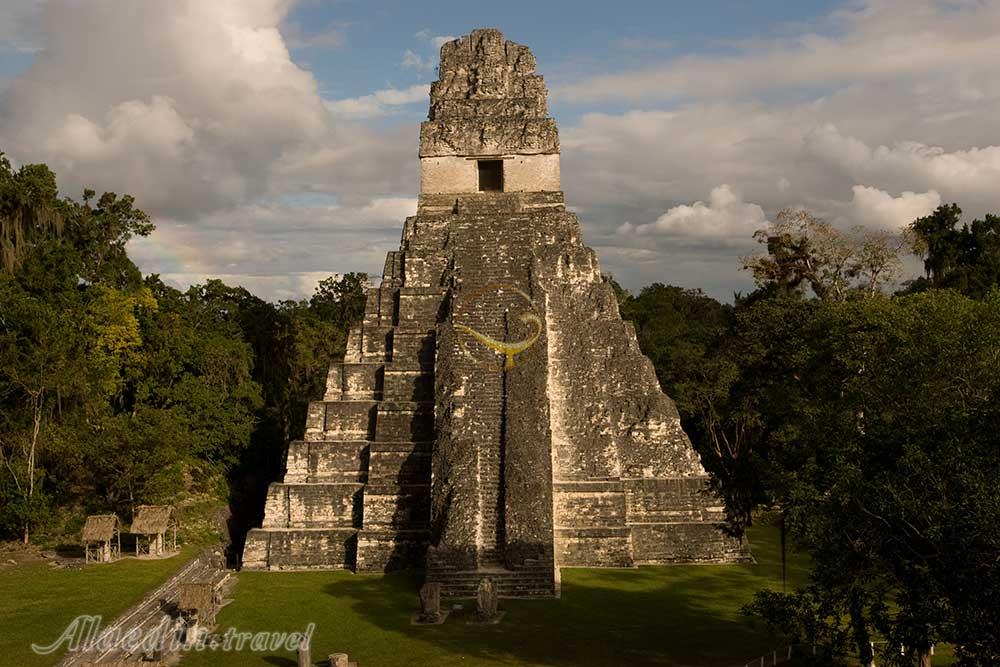 اهرام باستانی مایاها در تیکال - گواتمالا | علاءالدین تراول