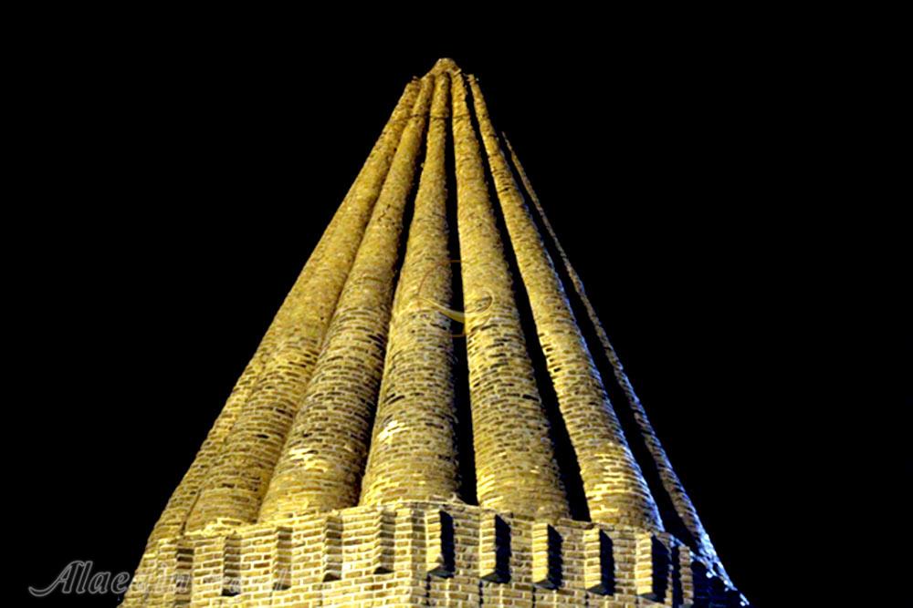 آرامگاه حیقوق نبی تویسرکان | علاءالدین تراول