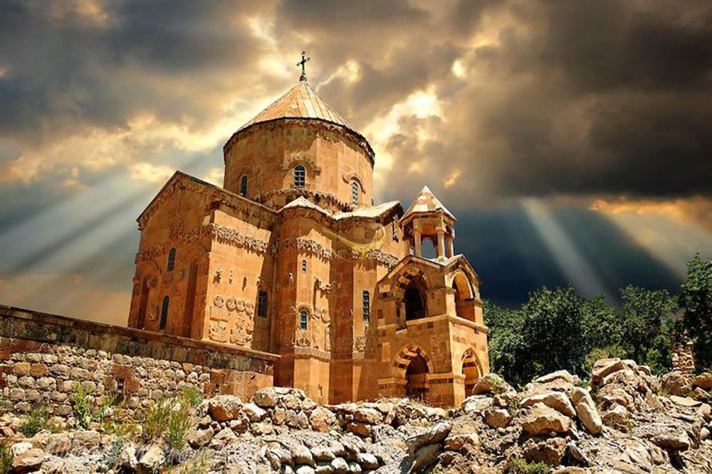 کلیسای صلیب مقدس وان در ترکیه | علاءالدین تراول