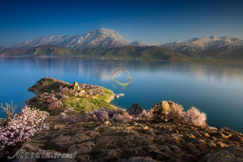 دریاچه وان در ترکیه | علاءالدین تراول