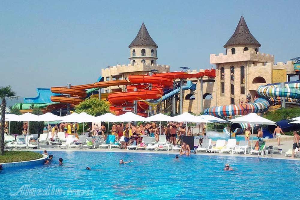 پارک آبی آکواپلیس وارنا - بلغارستان | علاءالدین تراول
