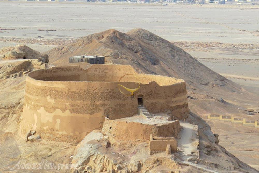 دخمه زرتشتیان یزد | علاءالدین تراول