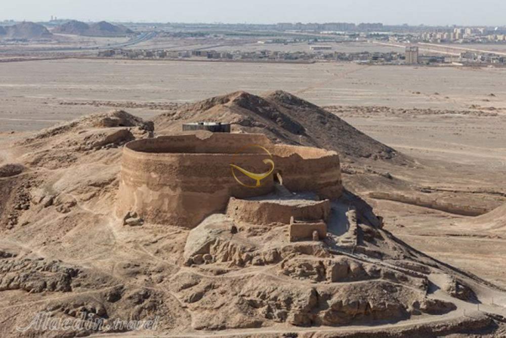 دخمه زرتشتیان یزد | علاءالدین تراول