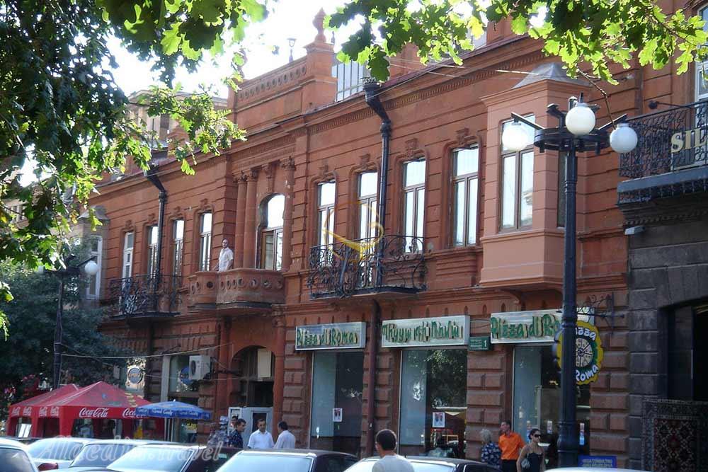 خیابان آبوویان در ایروان - ارمنستان | علاءالدین تراول