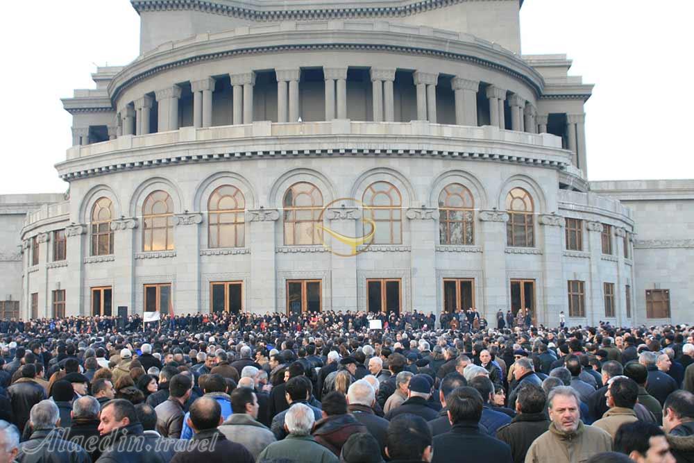 میدان آزادی ایروان | علاءالدین تراول