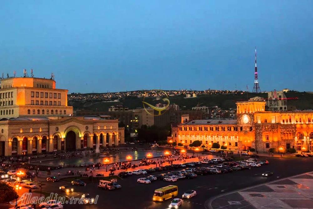 میدان جمهوری ایروان ارمنستان | علاءالدین تراول