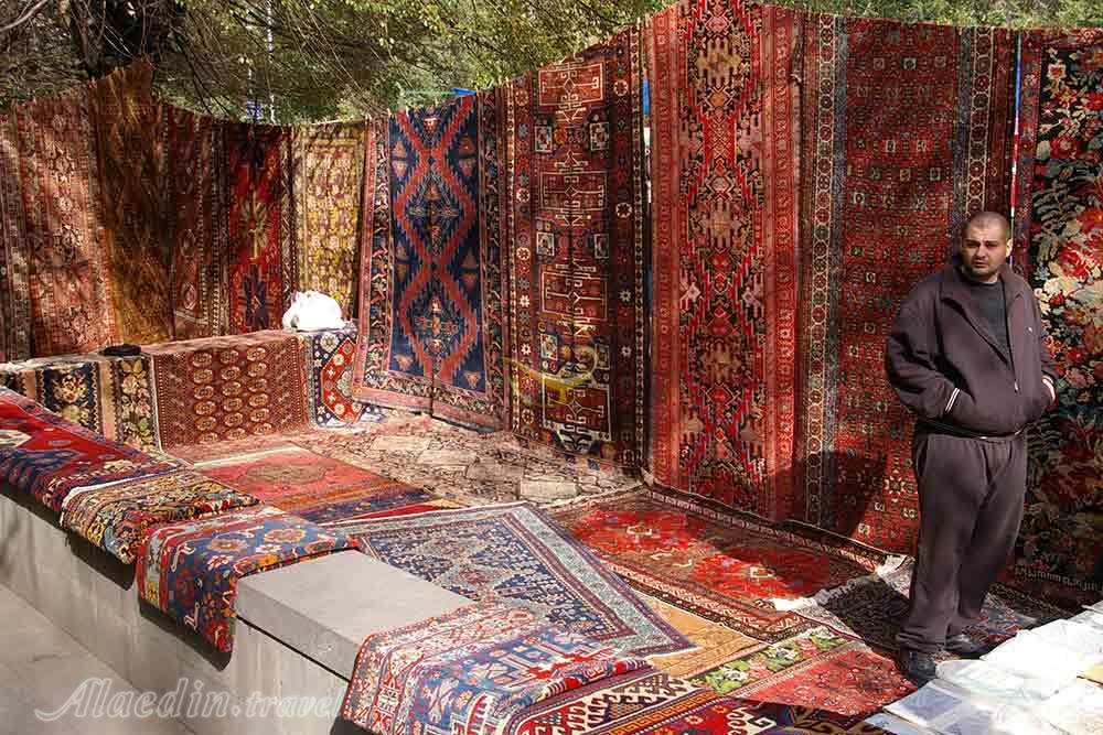 بازار ورنیساژ ایروان | علاءالدین تراول