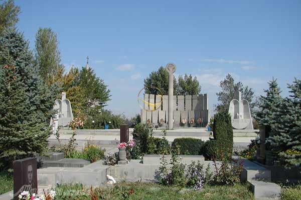 گورستان نظامی یرابلور در ایروان - ارمنستان