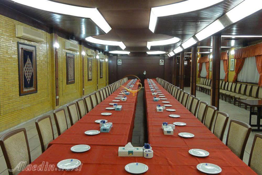 سالن کنفرانس هتل اکسین اهواز | علاءالدین تراول