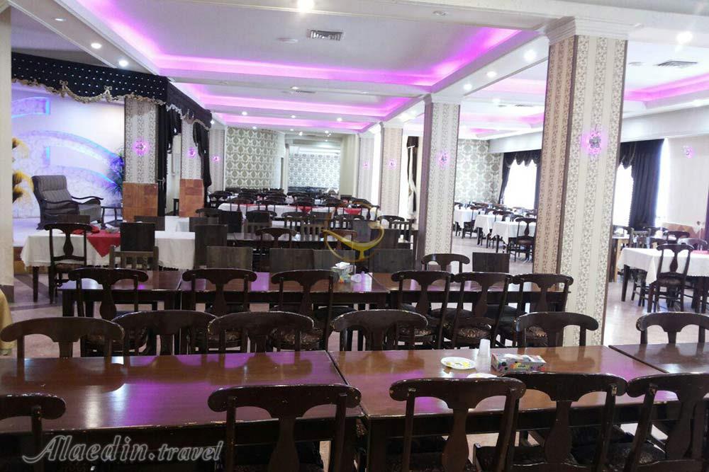 سالن نور هتل زاگرس بروجرد | علاءالدین تراول