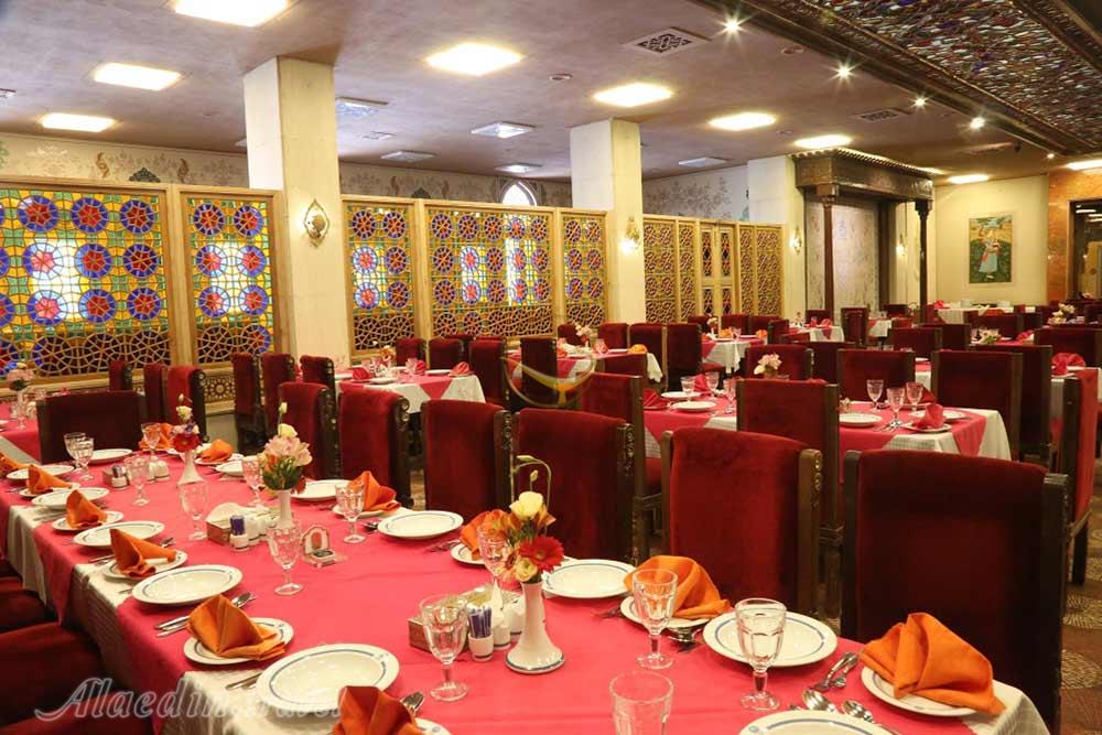 سالن نقش جهان هتل عباسی اصفهان | علاءالدین تراول