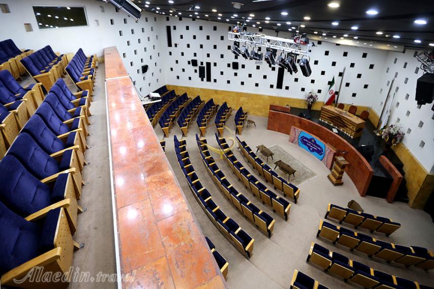 سالن همایش شهرداری اصفهان | علاءالدین تراول