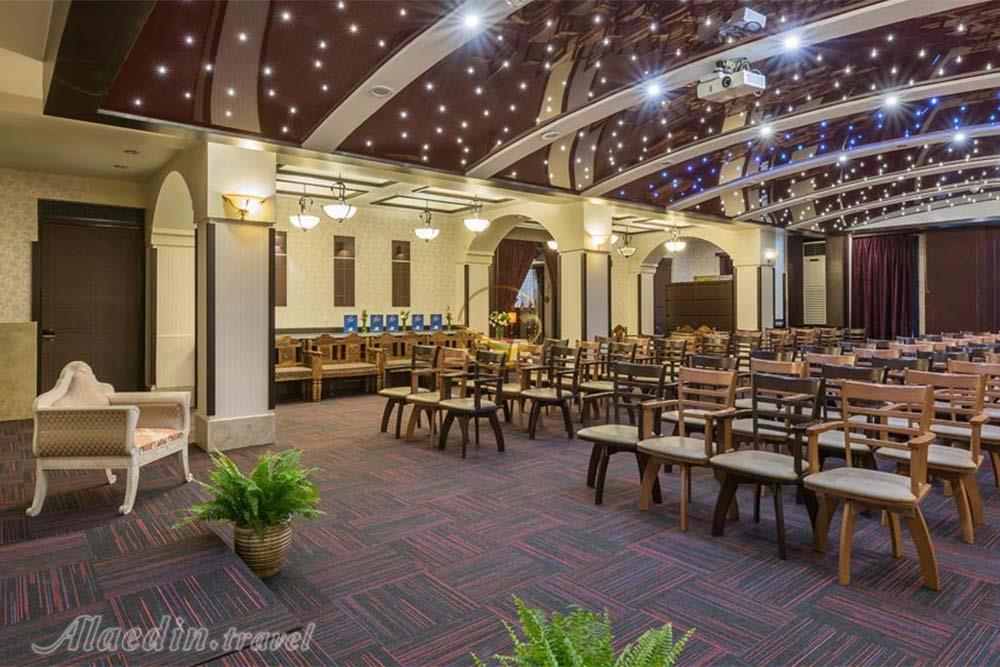 سالن های هتل شیخ بهایی اصفهان | علاءالدین تراول