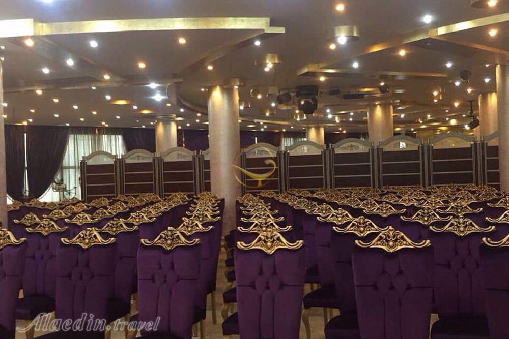 تالار پذیرایی برج قائم کرج | علاءالدین تراول