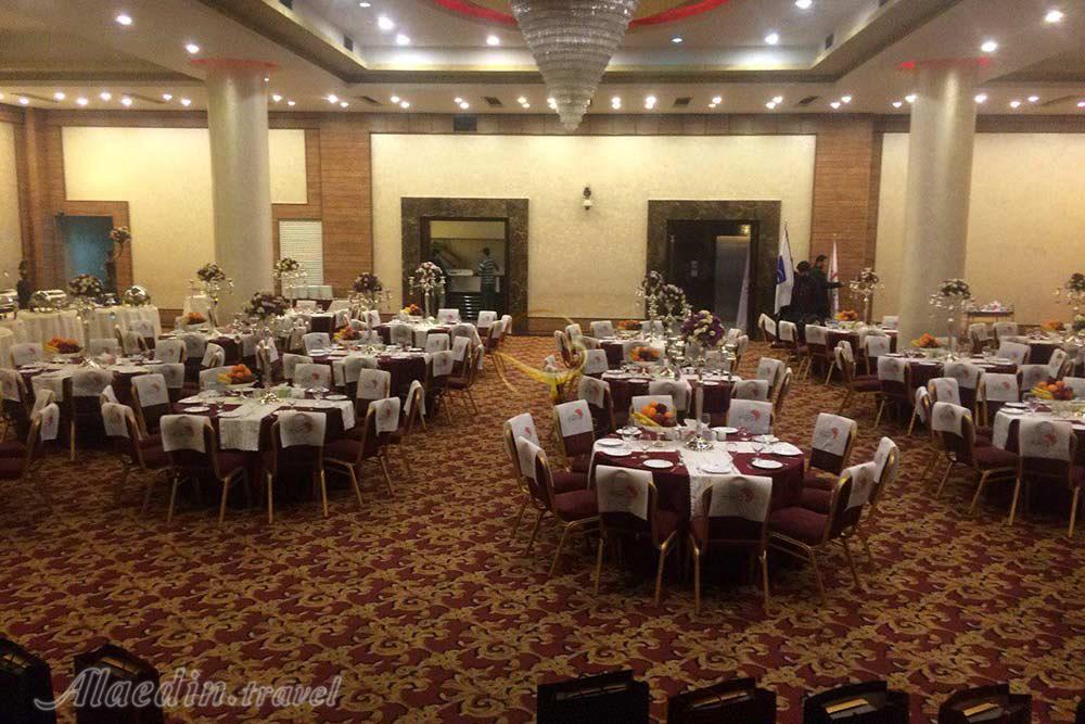 سالن شماره 1 تالار لوتوس کرج | علاءالدین تراول