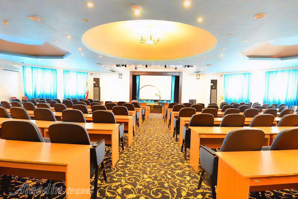 سالن همایش اصلی هتل شایگان کیش | علاءالدین تراول