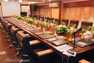 اتاق جلسات هتل مجلل درویشی مشهد