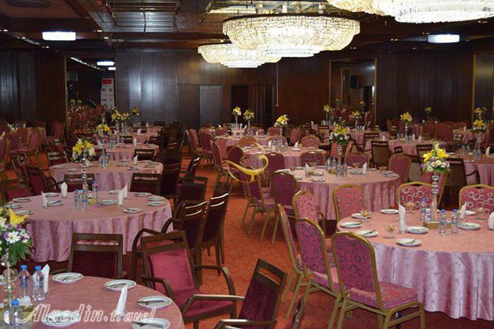 سالن های هتل هما 1 مشهد | علاءالدین تراول