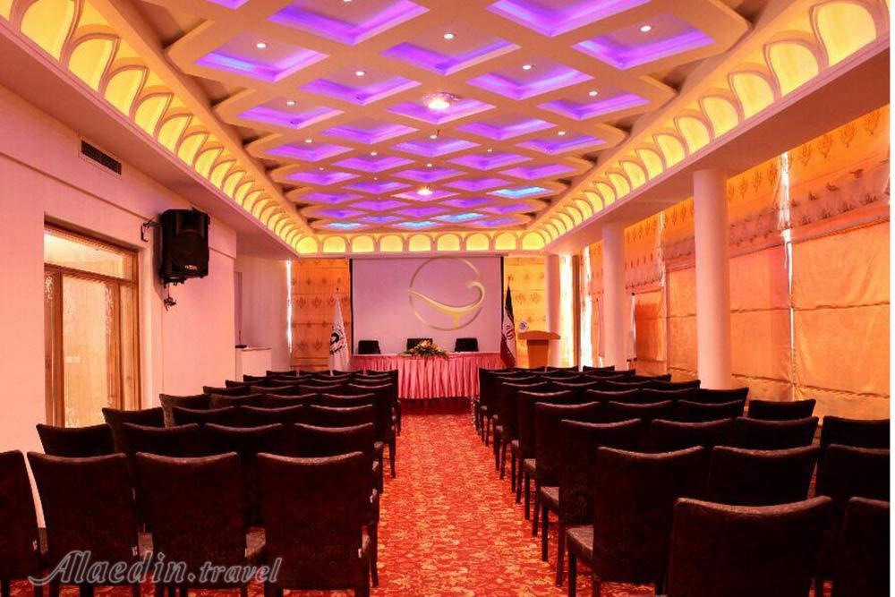 هتل سی برگ مشهد | علاءالدین تراول