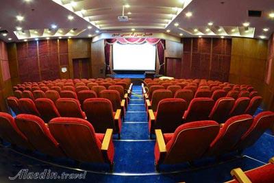 سالن آمفی تئاتر هتل سی نور مشهد