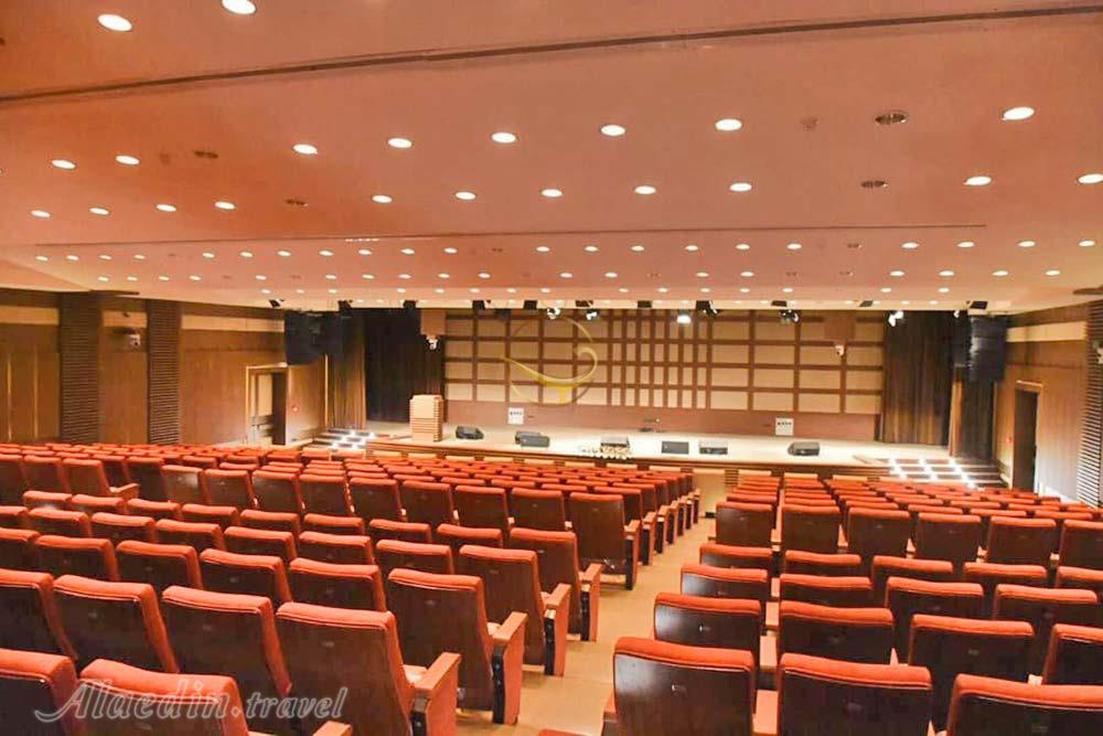 تالار کنفرانس اتاق اصناف فارس | علاءالدین تراول