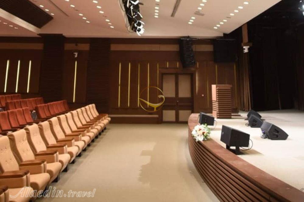 تالار کنفرانس اتاق اصناف فارس | علاءالدین تراول