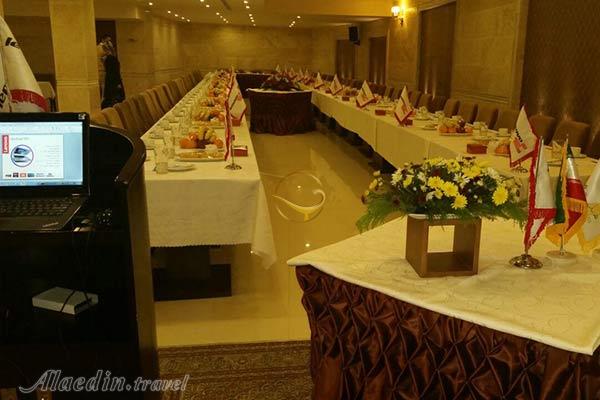 سالن بوستان هتل زندیه شیراز