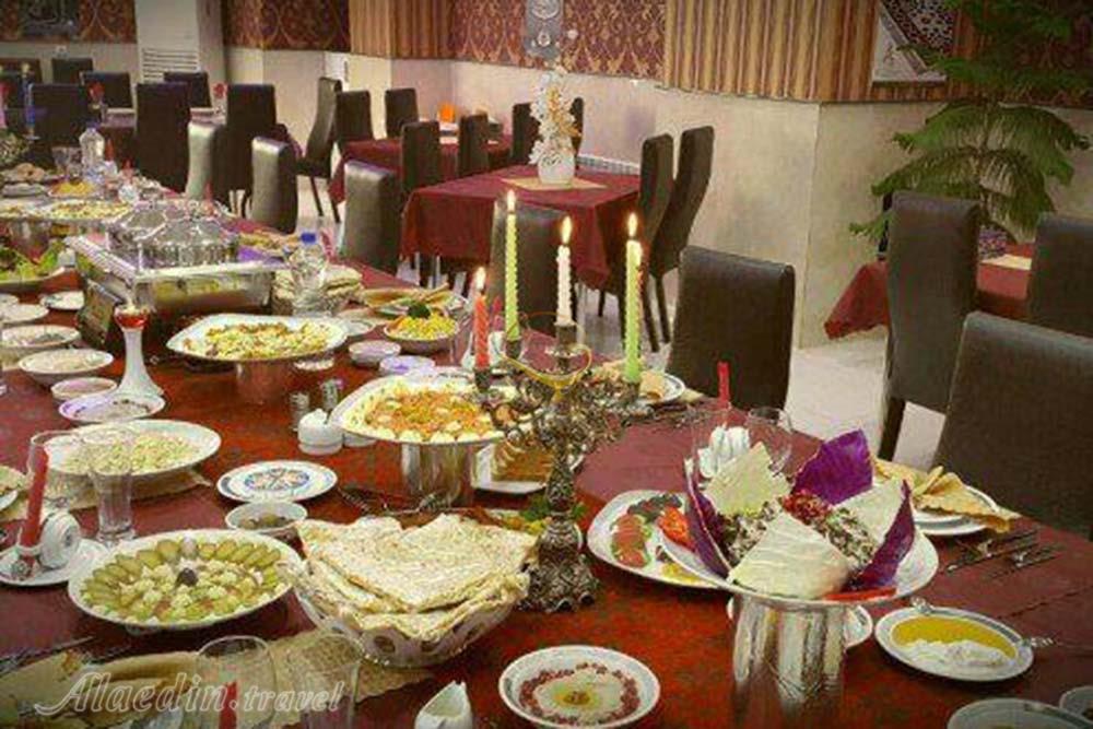 سالن های هتل استقبال تبریز | علاءالدین تراول