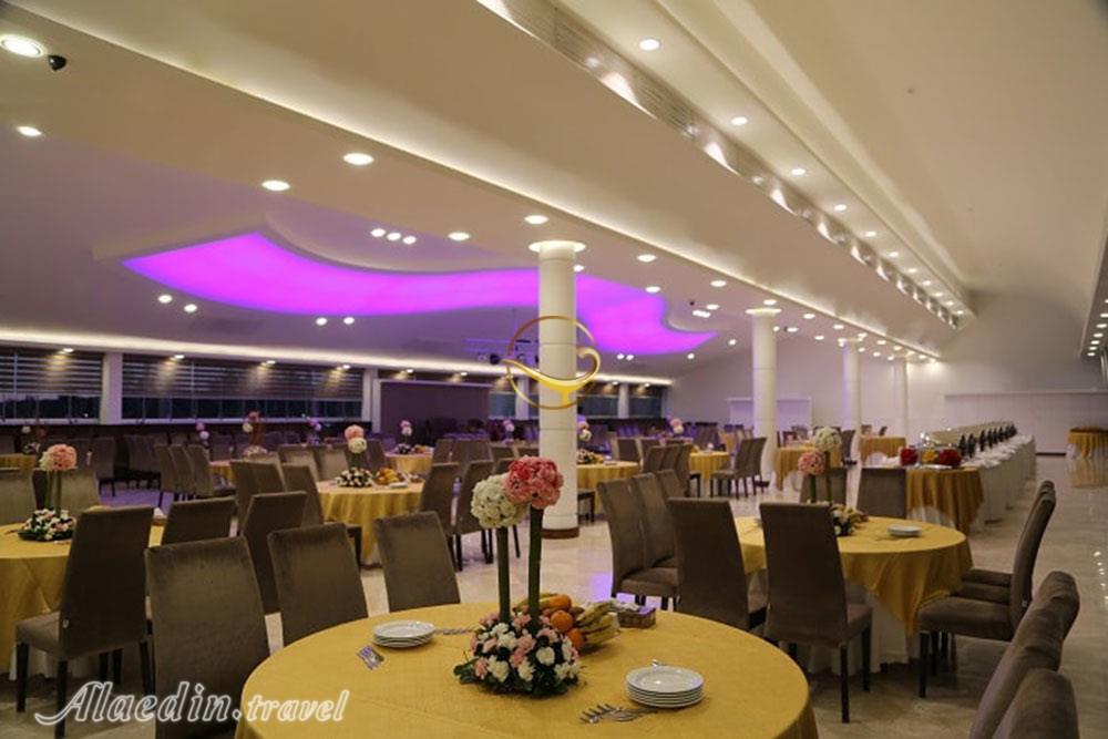 سالن های هتل ارم تهران | علاءالدین تراول