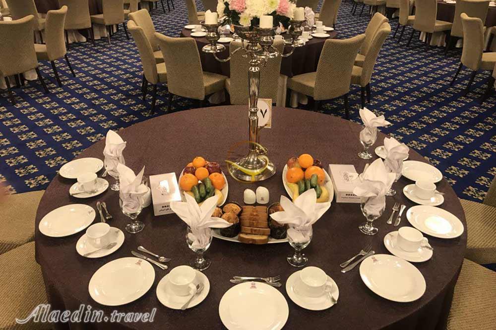 سالن های هتل اسپیناس تهران | علاءالدین تراول