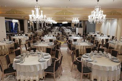 سالن بزرگ هتل اسپیناس پالاس تهران | علاءالدین تراول