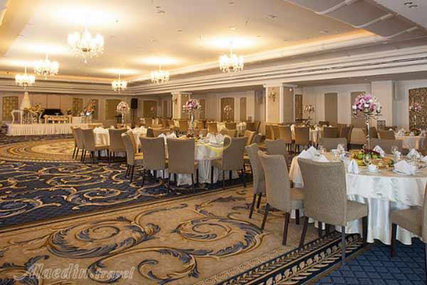/Files/Salons/tehran/espinas-palace-hotel/parseh02/Alaedin-Travel-Agency-Espinas-Palace-Hotel-Parse-2-Hall-s.jpg