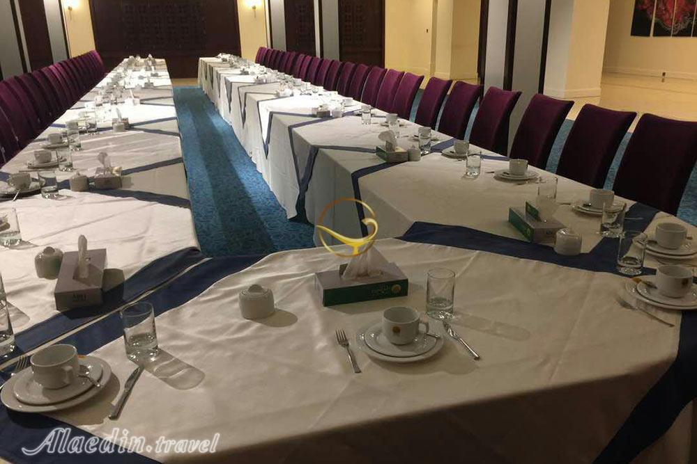 اجاره سالن کنفرانس هتل ارگ جدید یزد | علاءالدین تراول