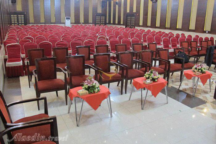 سالن خیام هتل پارسیان صفائیه یزد