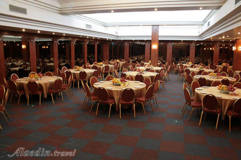 سالن آینه هتل بزرگ زنجان | علاءالدین تراول