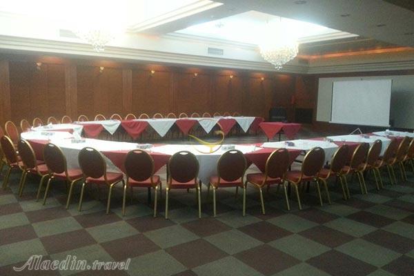 سالن ترمه هتل بزرگ زنجان