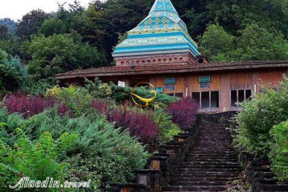 آرامگاه شیخ زاهد گیلانی | علاءالدین تراول