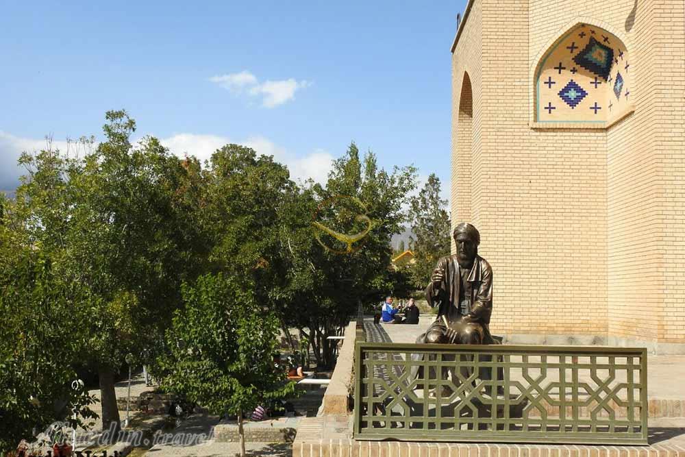 آرامگاه شیخ ابوالحسن خرقانی | علاءالدین تراول