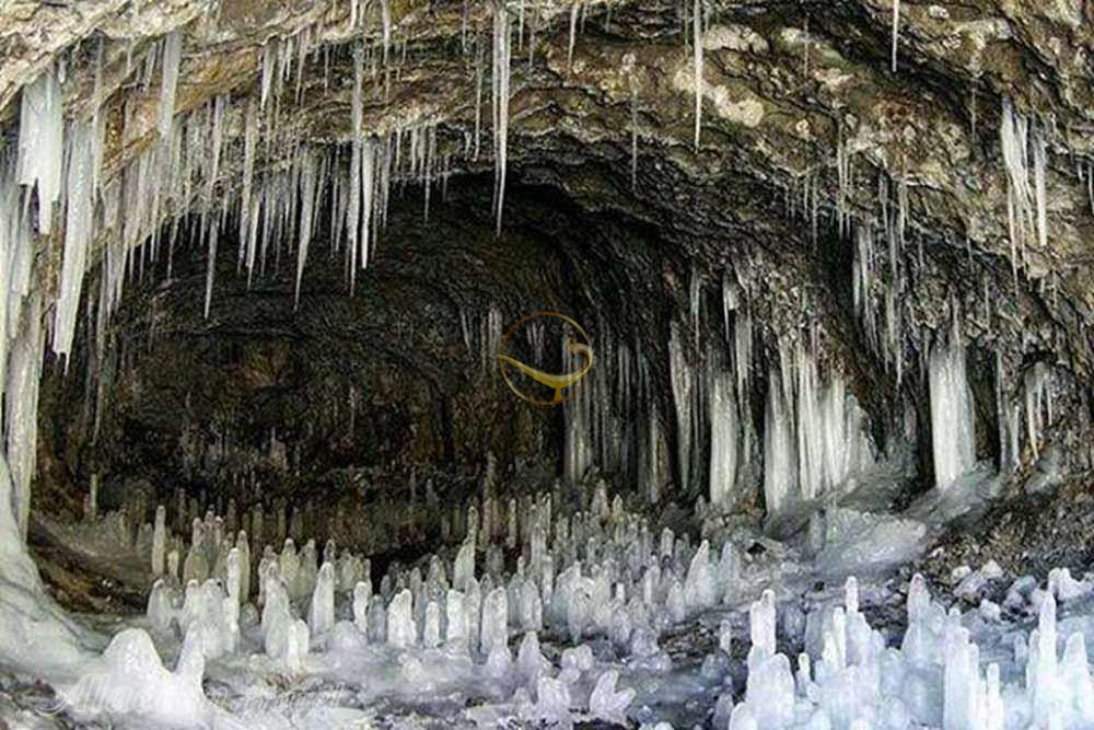 غار یخ مراد