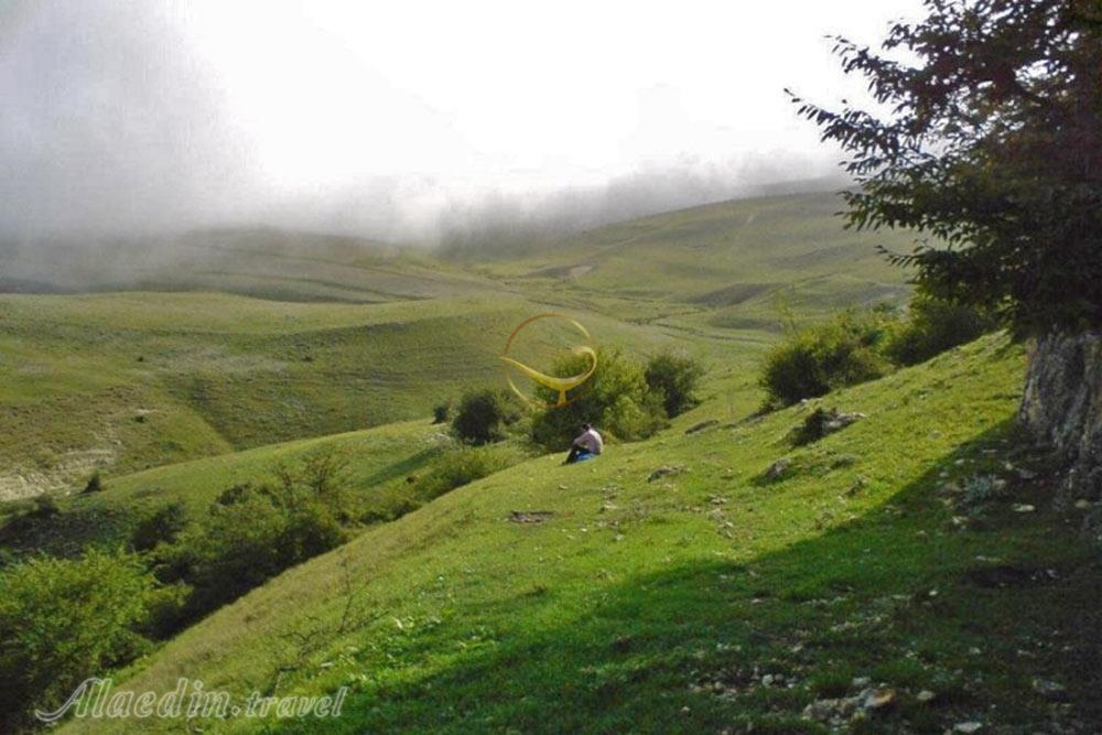 تور جهان نما؛ از تخت میرزا تا برج رادکان | علاءالدین تراول