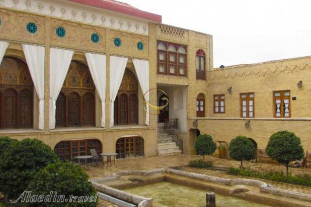 تور محله عودلاجان تهرانگردی یک روزه | علاءالدین تراول