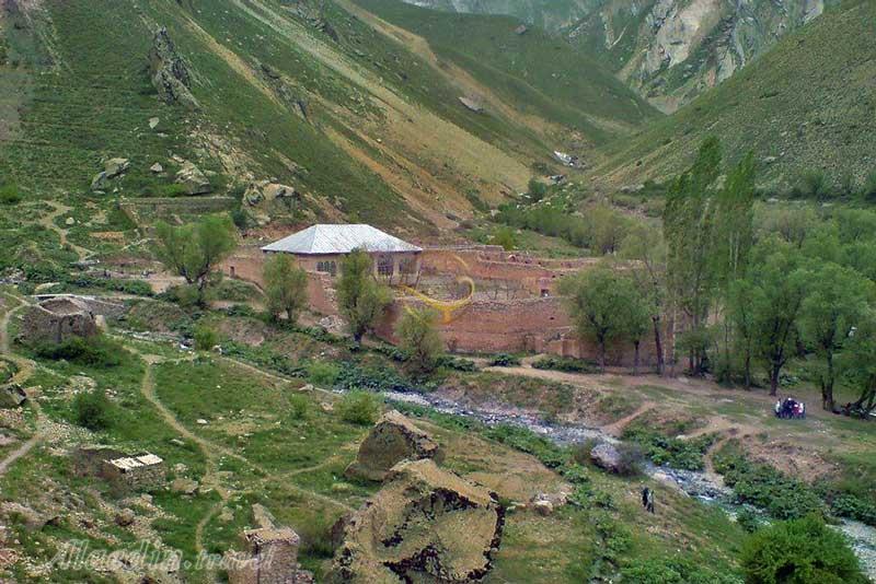 کاخ ناصری در تور شهرستانک | علاءالدین تراول