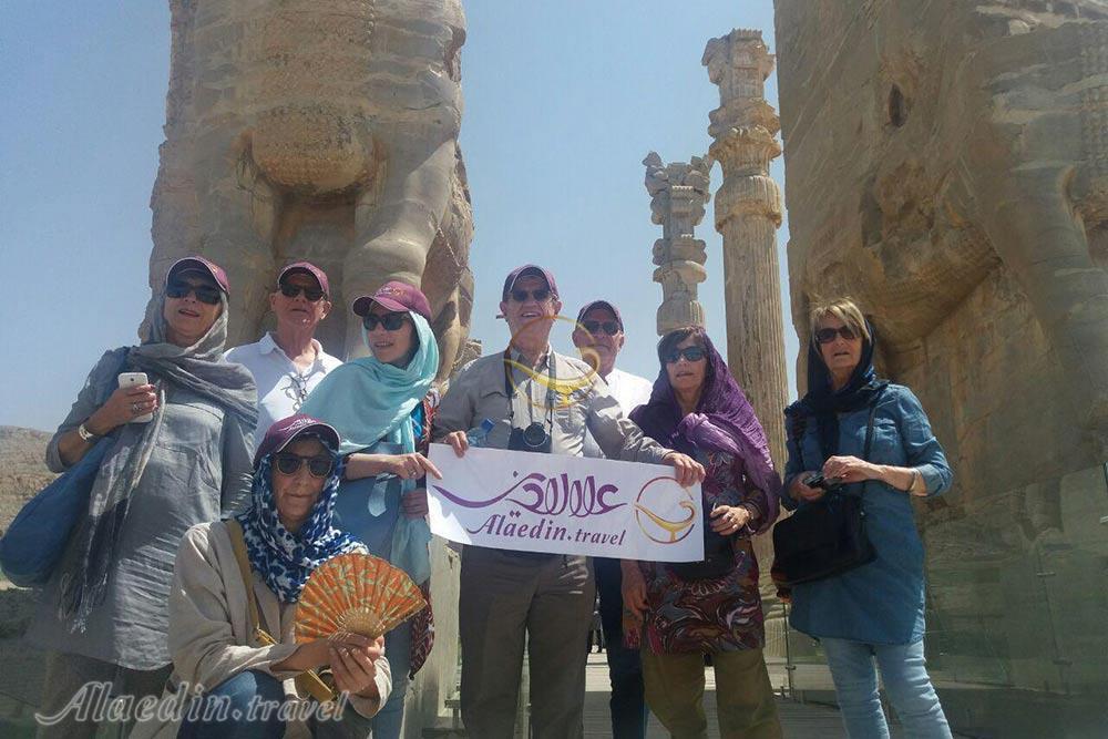 تخت جمشید تور شیراز | علاءالدین تراول