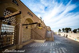 امکانات هتل باغ مشیرالممالک یزد