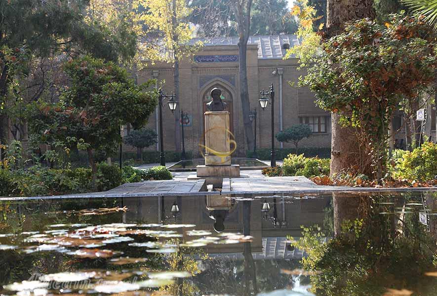 گشت و گذاری در باغ نگارستان