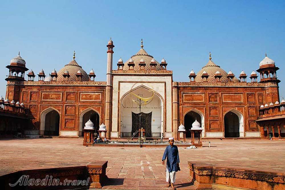 شهر آگرا | علاءالدین تراول