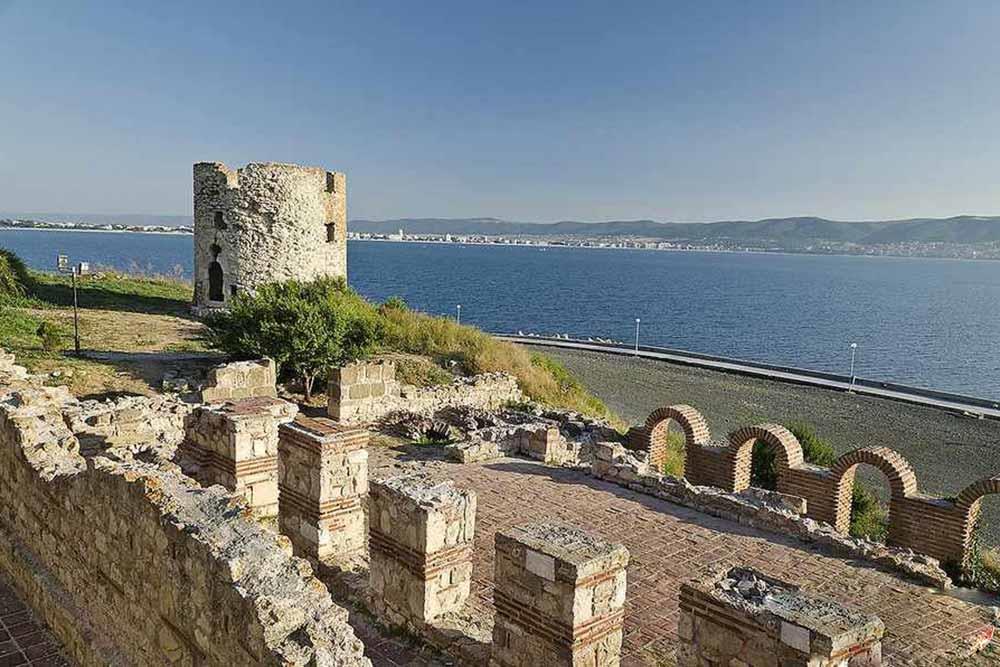 شهر بورگاس | علاءالدین تراول